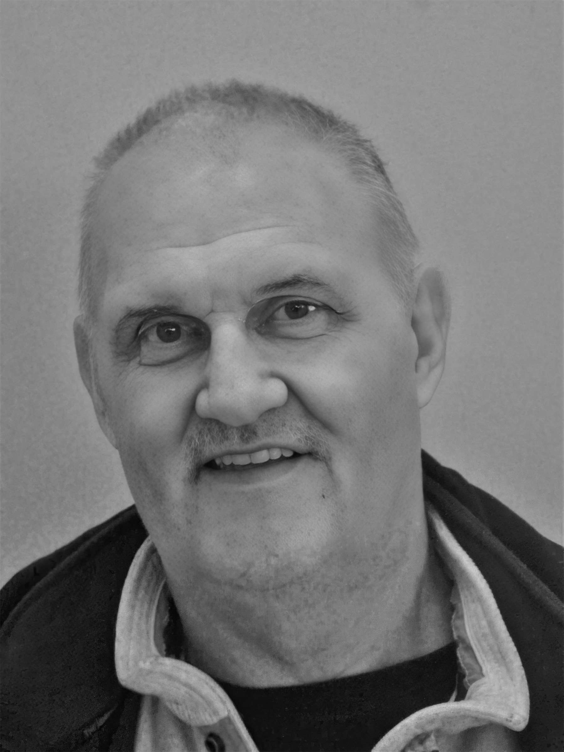 Photograph of author Geoffrey Barton