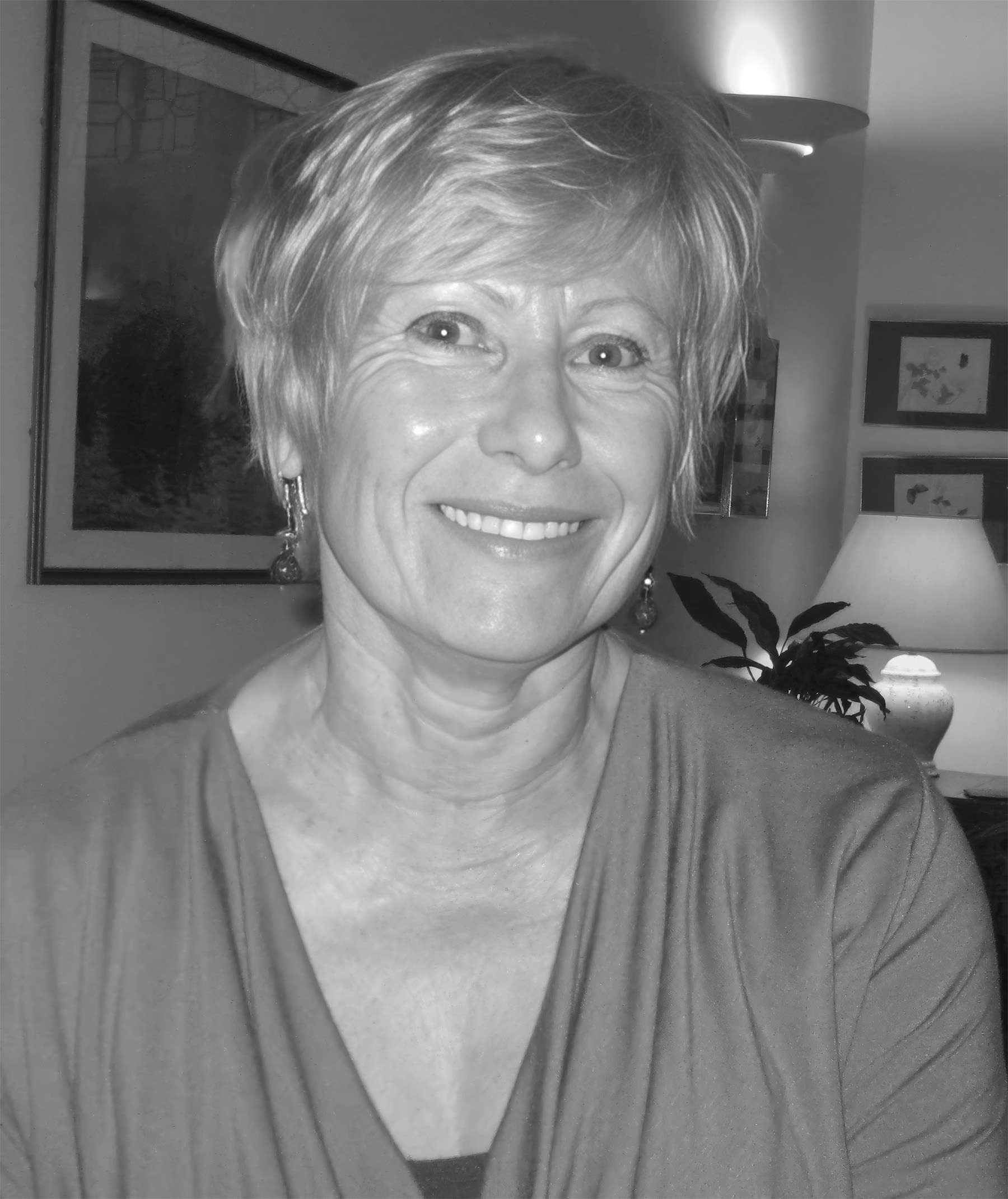 Photograph of author Jackie Worrall