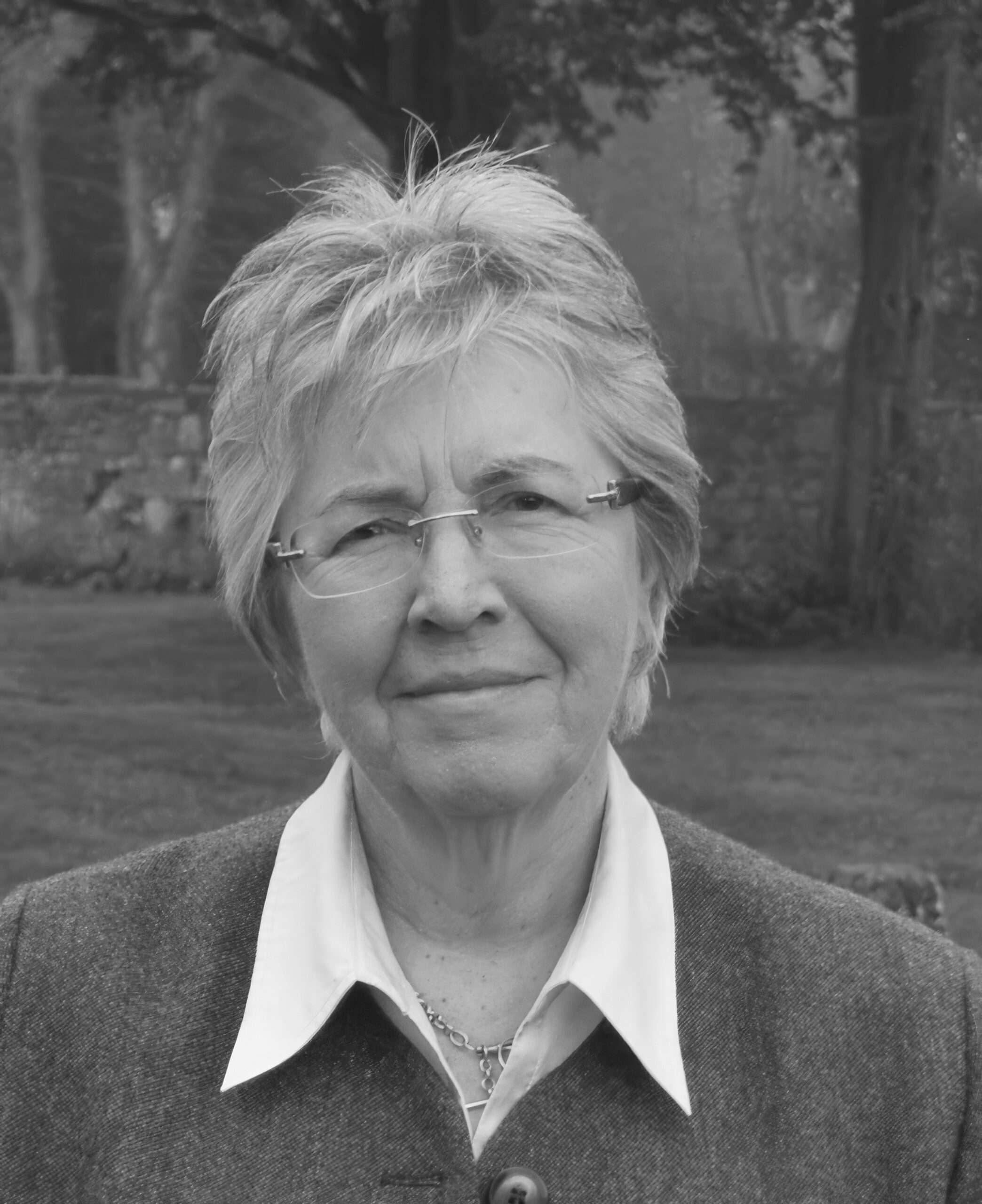 Photograph of author Joanna Kozubska