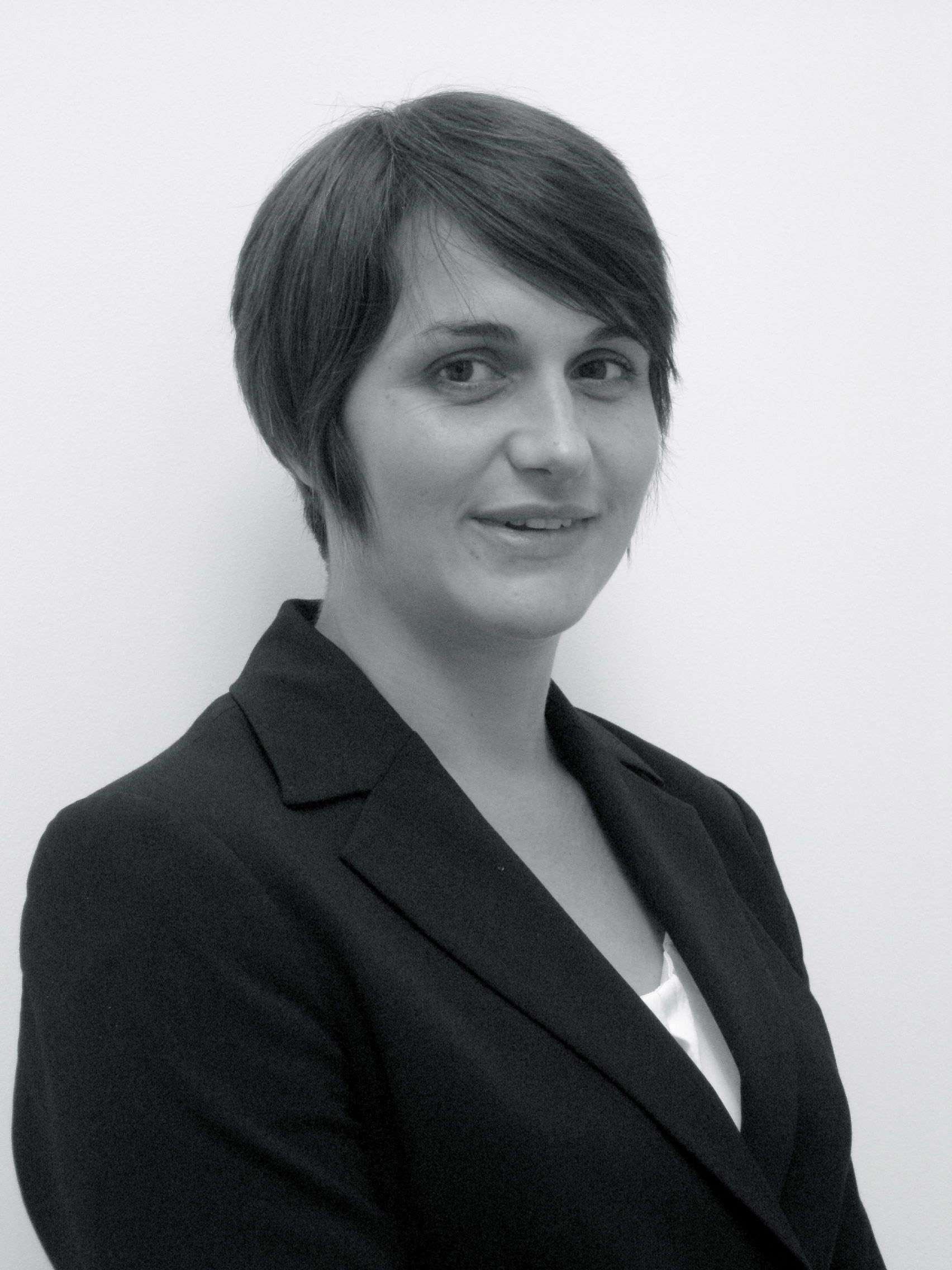 Photograph of author Kate Jopling