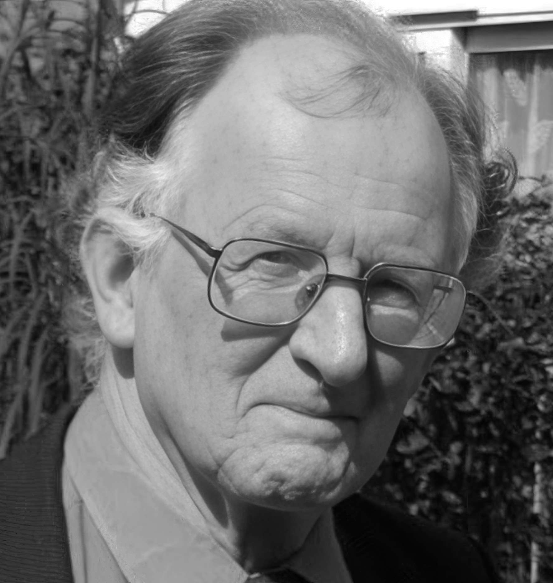 Photograph of author Martin Wright
