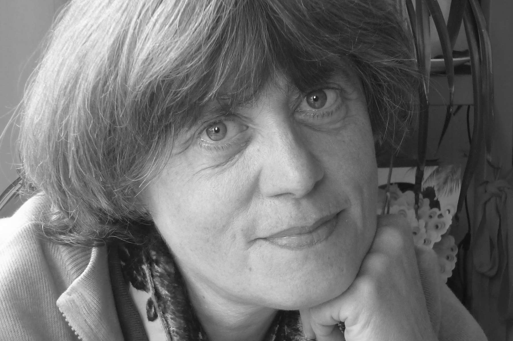 Photograph of author Nina Wilde