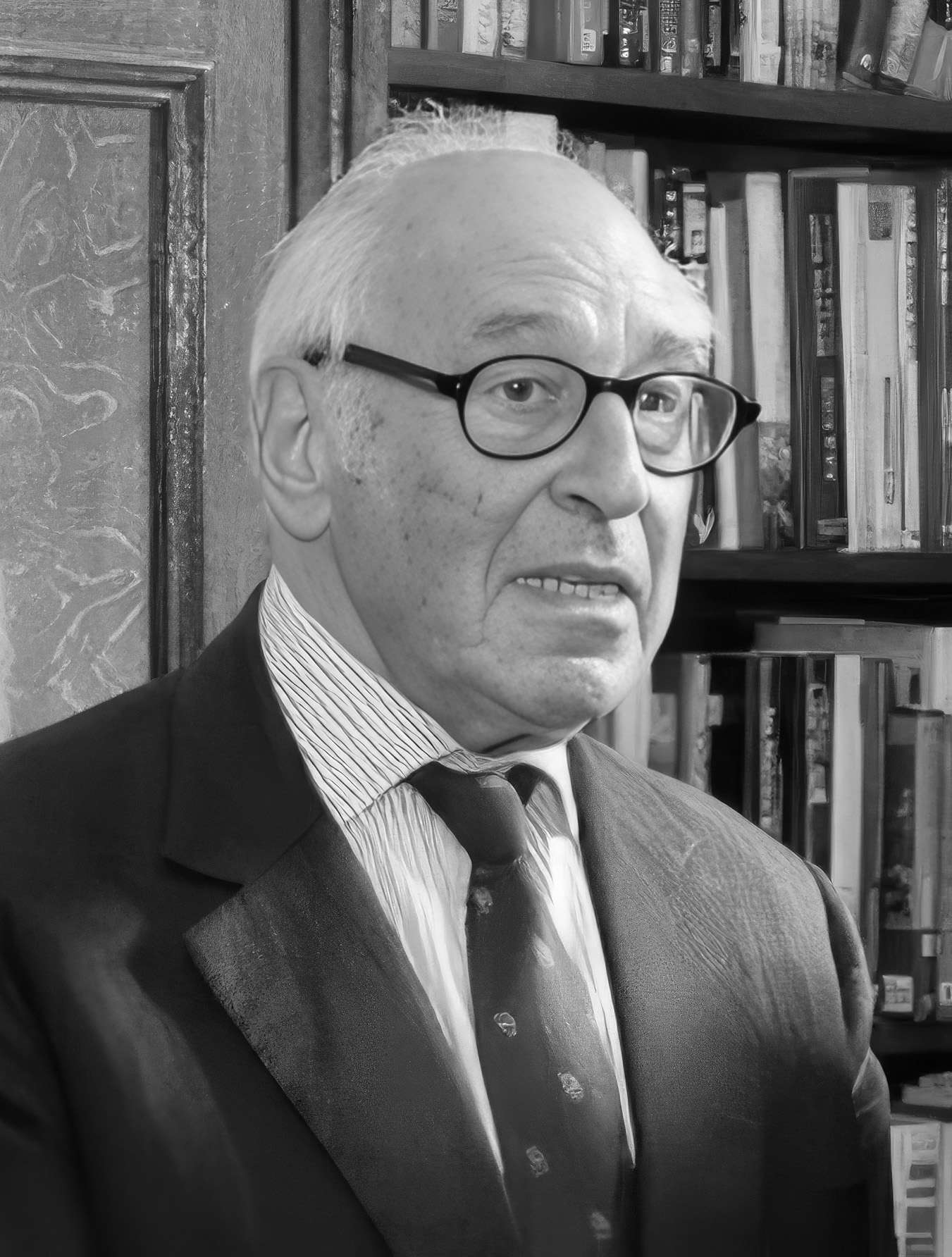 Photograph of author Louis Blom-Cooper