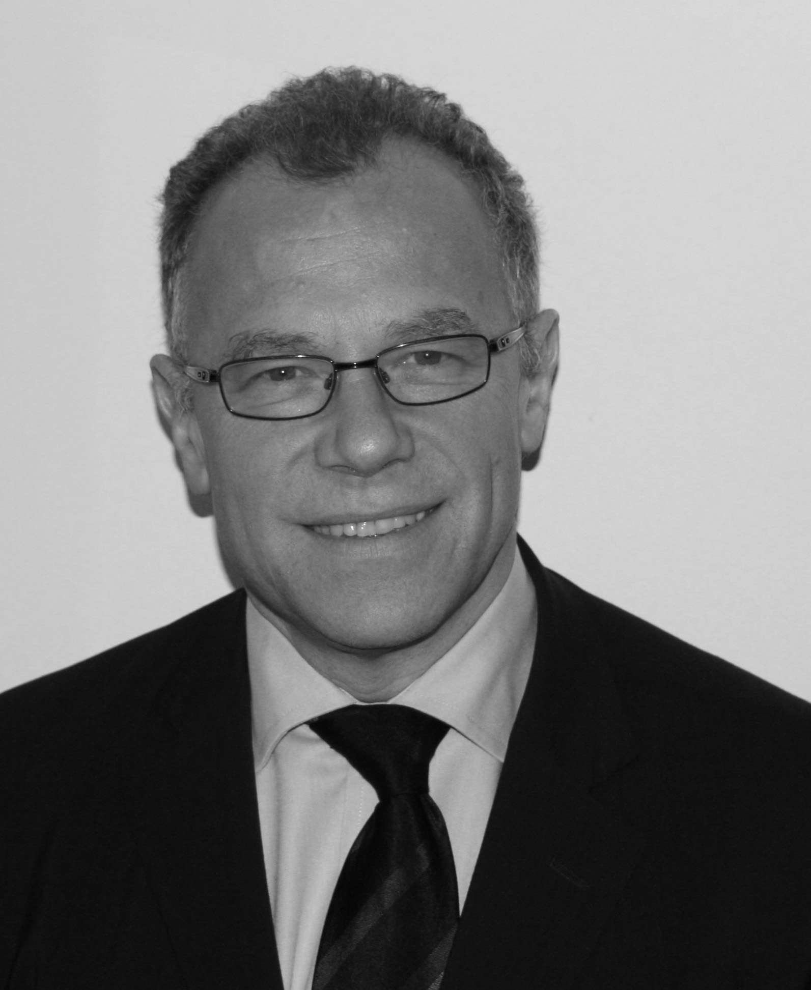 Photograph of author Stephen Shaw